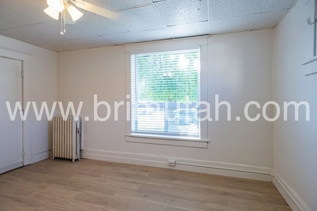 Building Photo - 273-275 S. 400 E. - 1