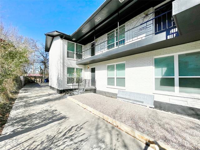 Building Photo - 4811 Live Oak St