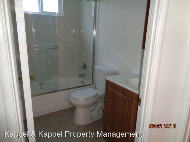 Building Photo - 4 br, 2 bath House - 118 DUNDEE CT.