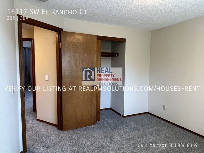 Building Photo - 16117 SW El Rancho Ct
