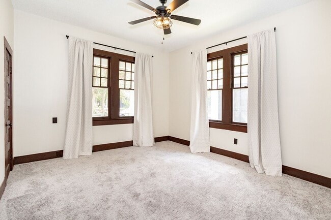 Building Photo - A charming home located in the heart of the Garden District for Rent