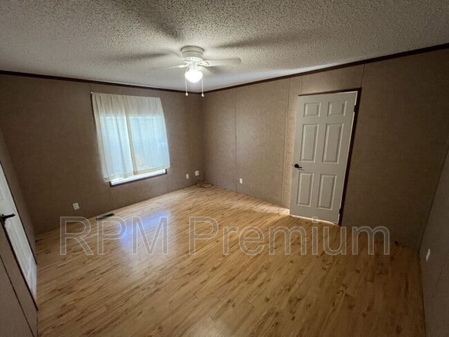 Building Photo - 5510 Lavey Ln