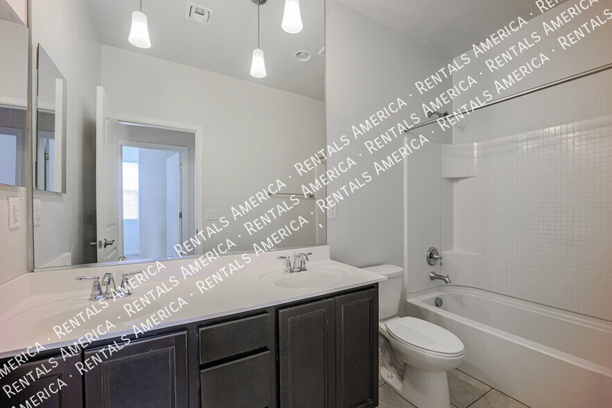 Building Photo - 4678 E Sodalite St