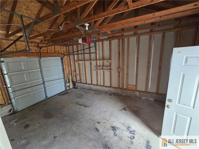 Building Photo - 2267 Waterbridge Dr