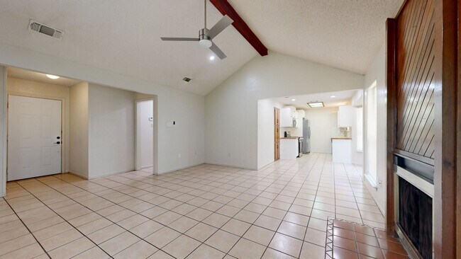 Building Photo - 2603 Lu Cir