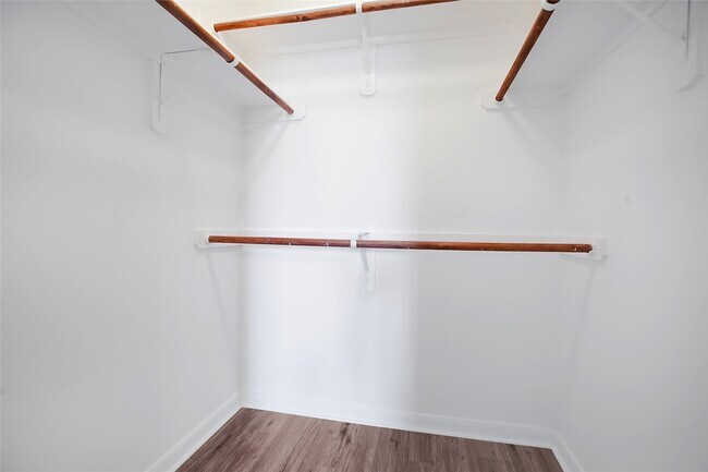 Building Photo - 9823 Cassowary Dr
