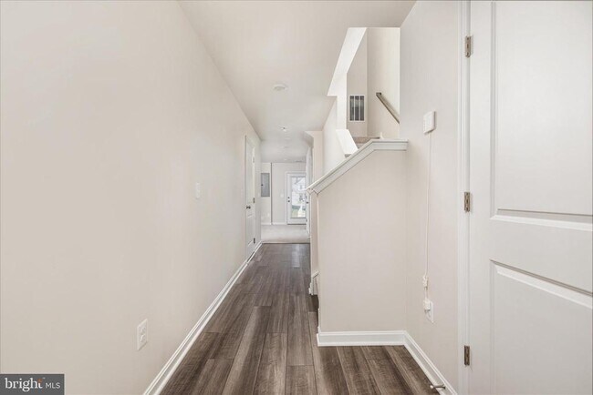 Building Photo - 140 Tye Ct