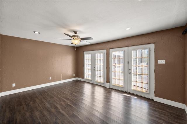 Building Photo - 604 Dunn St