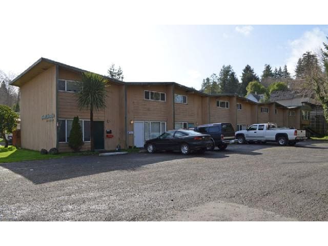Primary Photo - 777 Hemlock Ave