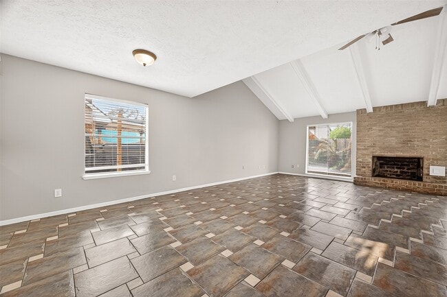 Building Photo - 21318 Park Brook Dr