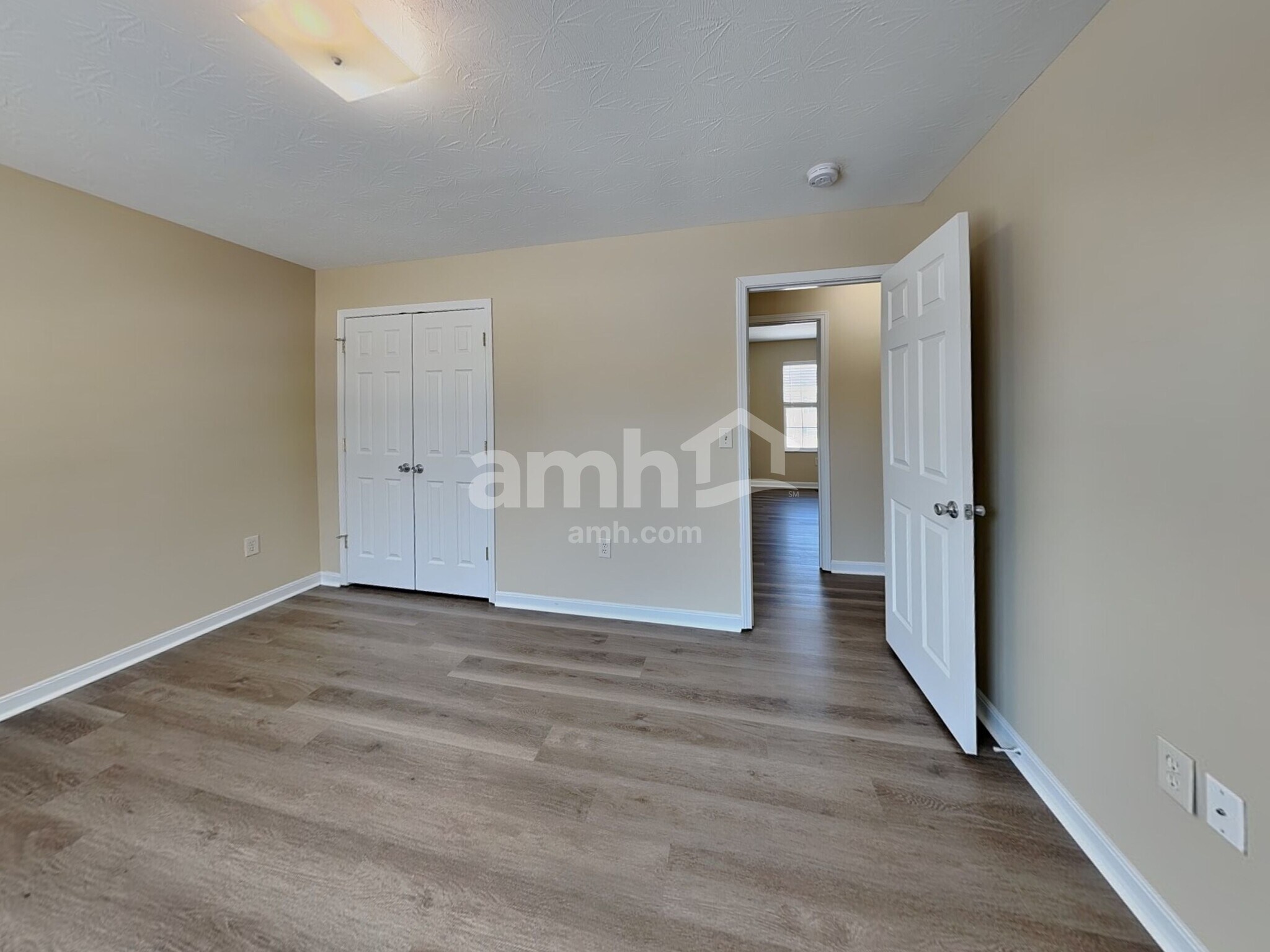 Building Photo - 1632 Raintree Ct