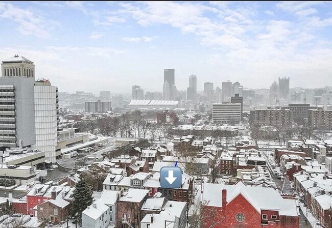 Building Photo - 110 Hemlock St