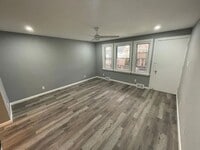 Building Photo - 1509 Rockland Ave