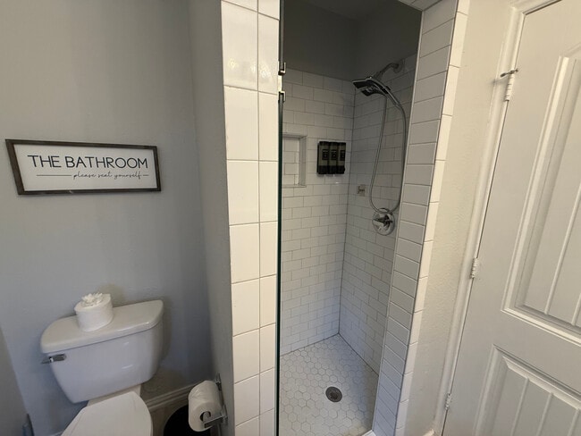 Building Photo - 3100 Valley Forge Trail