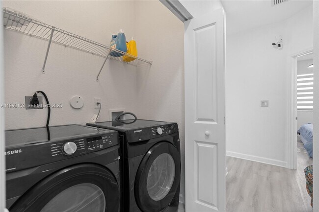 Building Photo - 28500 SW 133rd Path