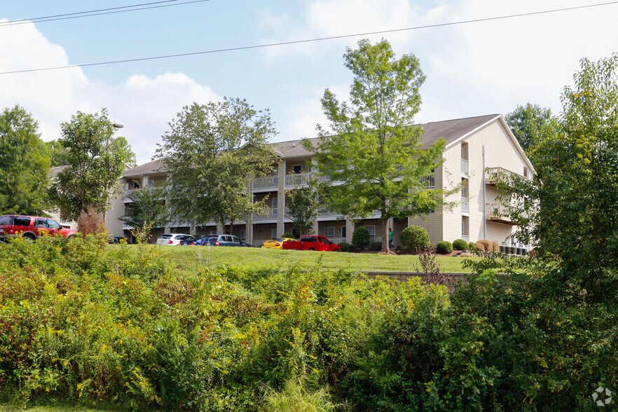 Mooresville Station 161 Lansing Cir Mooresville NC 28115 Apartment