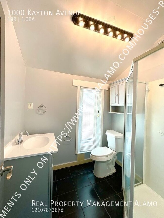 Building Photo - 1000 Kayton Ave