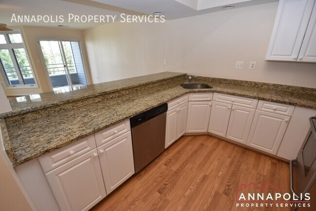 Building Photo - 1132 Lake Heron Dr