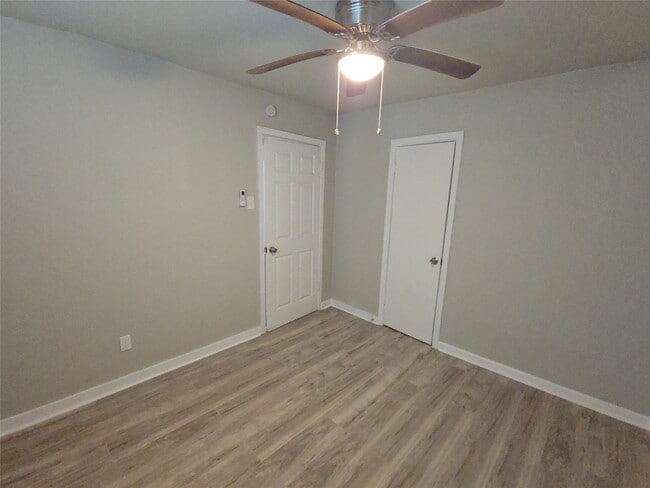 Building Photo - 3335 Tuam St