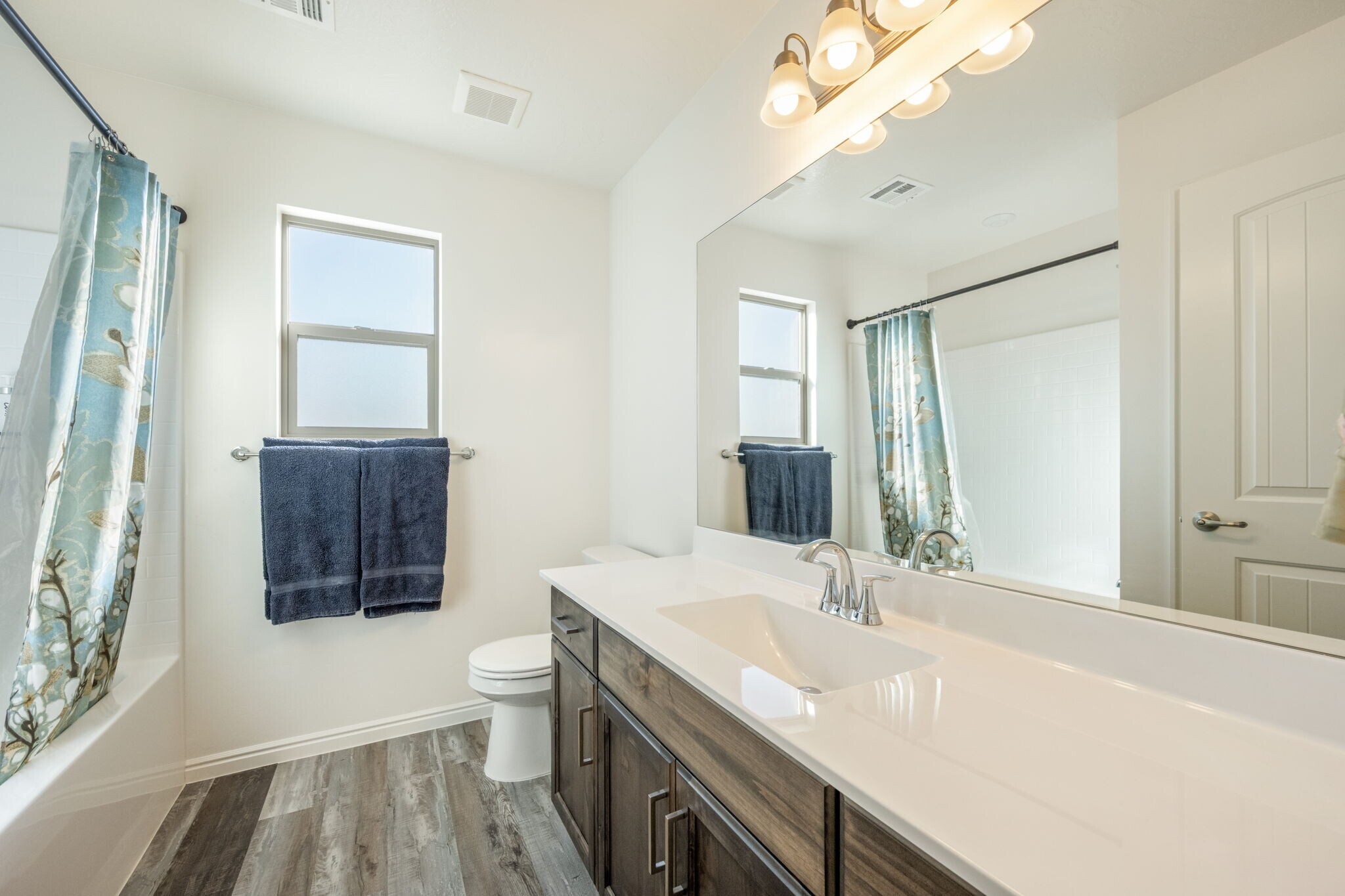 Building Photo - 1382 E White Desert Dr