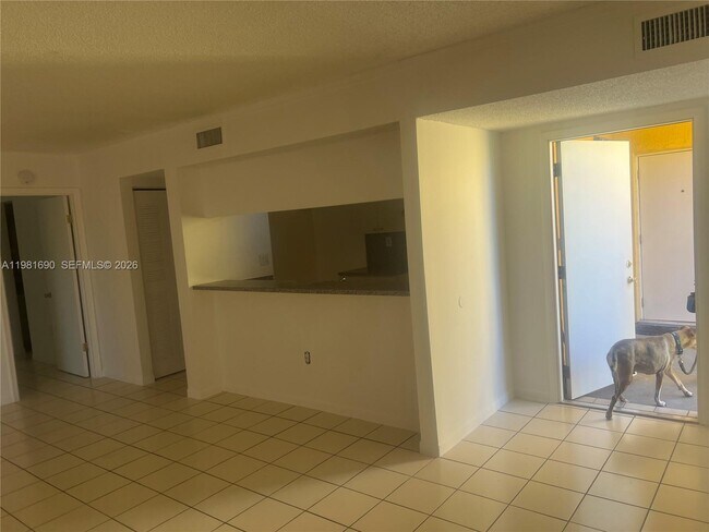 Building Photo - 590 NW 114th Ave