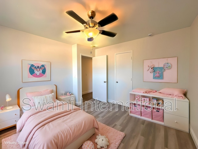 Building Photo - 25532 1/4 Oak St.