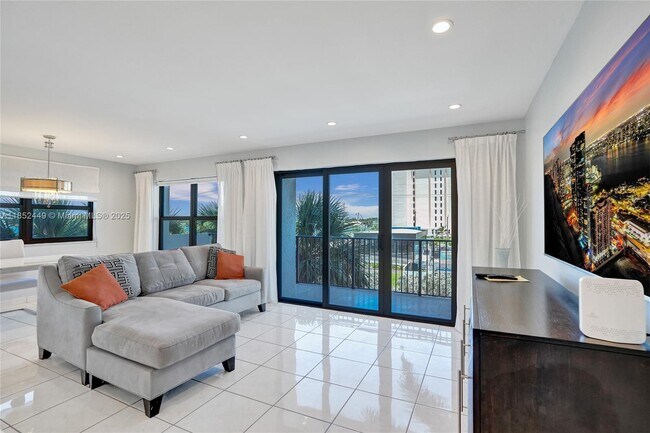 Building Photo - 1201 S Ocean Dr