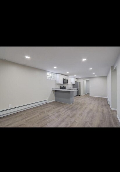 Building Photo - 4253 James Ave N