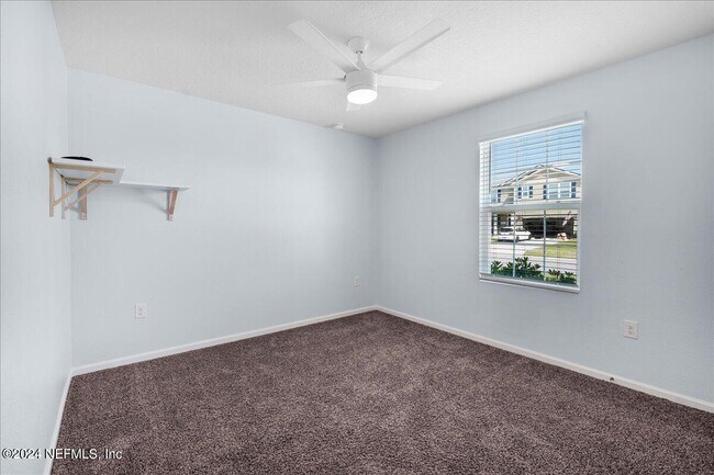 Building Photo - 2165 Pebble Point Dr