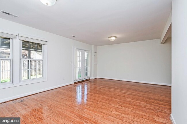 Building Photo - 12700 Dogwood Hills Ln