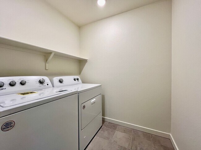 Building Photo - Beautiful Brand New Construction Home In M...