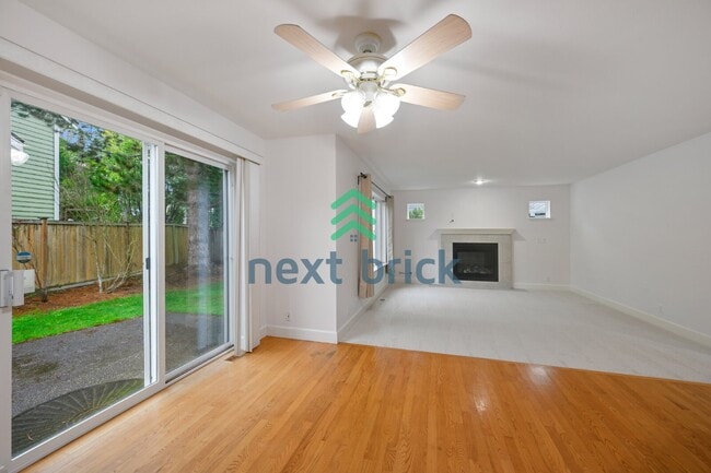 Building Photo - Lovely 4-bedroom + bonus room, 2.5-bath cul-de-sac home