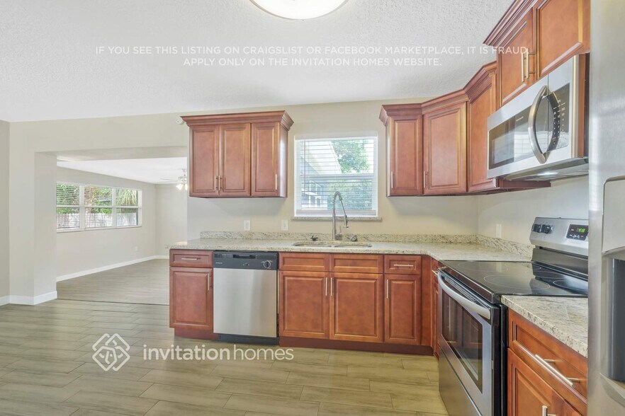 Building Photo - 2527 Oak Summit Dr