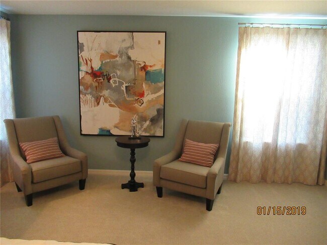 Building Photo - 8067 Pond Apple Dr