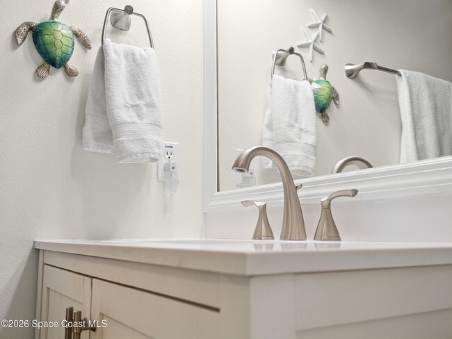 Building Photo - 4995 S Hwy A1A