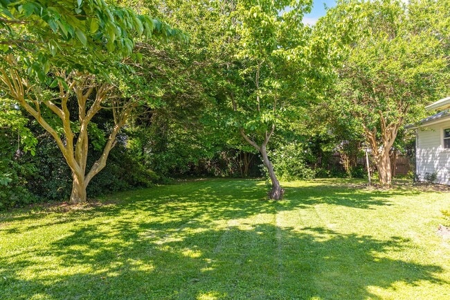 Building Photo - 4 Bed 2 Bath Home for Rent!