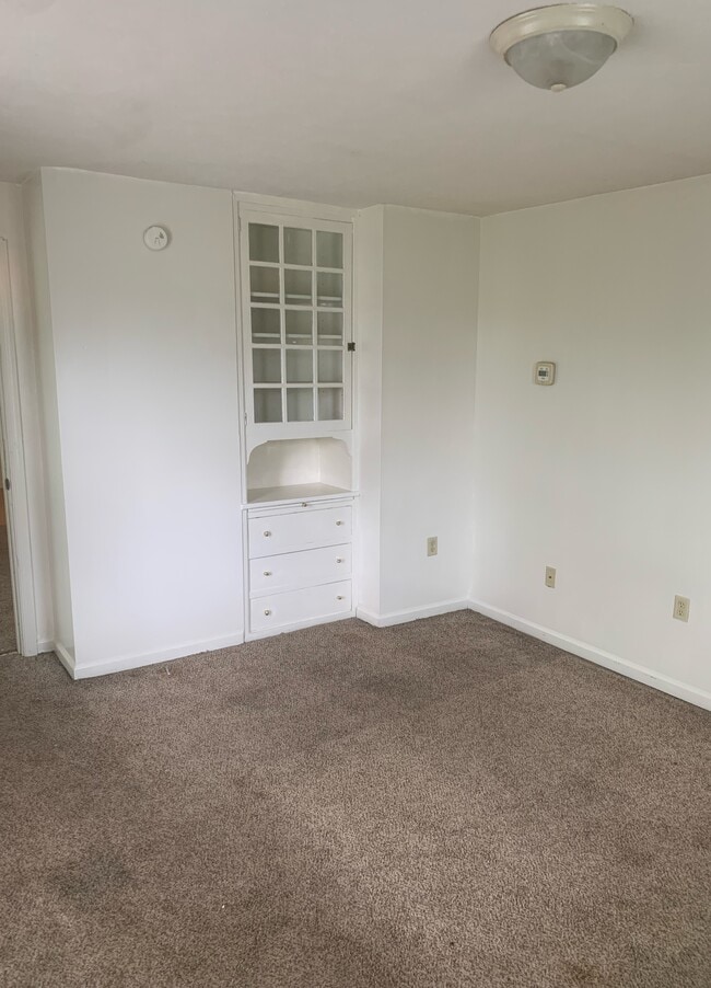 Primary Photo - 269 N Gallatin Ave