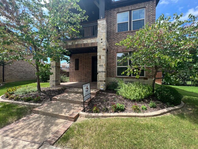 Building Photo - Fort Worth Texas Homes For Rent Viridian A...