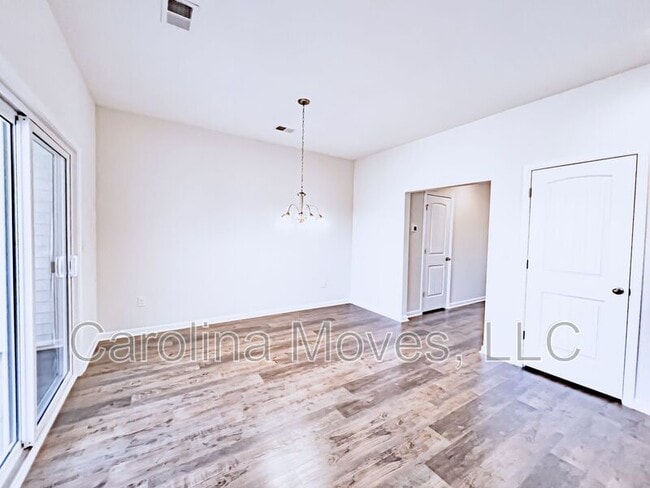 Building Photo - 303 Trail Branch Ct.