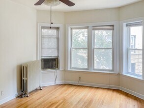 Building Photo - 3917 N Pine Grove Ave