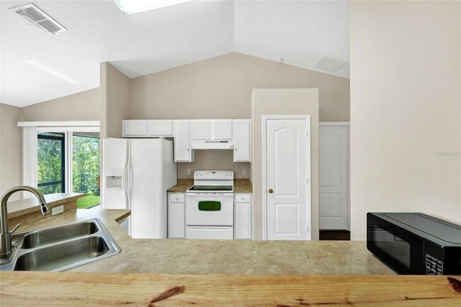 Building Photo - 514 Lake Sumner Dr