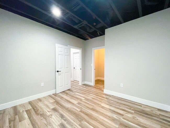 Building Photo - 20 Central Greens Blvd