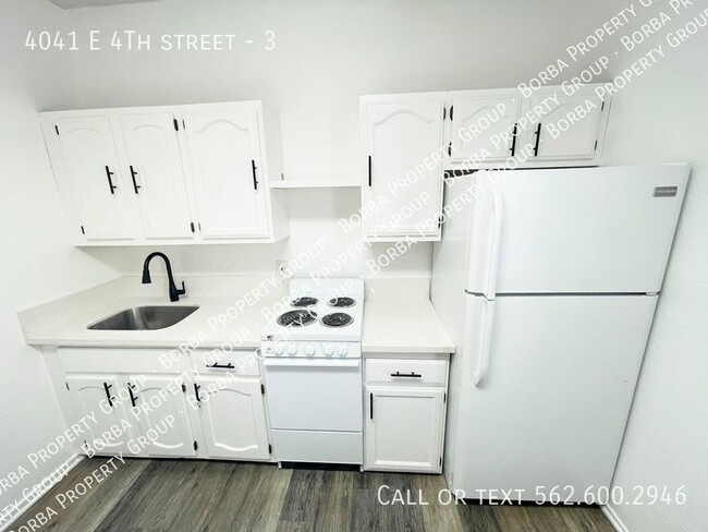 Building Photo - ** CHARMING 1 BED/1 BATH WITH PARKING INCL...