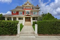 Building Photo - 1133 3rd Ave