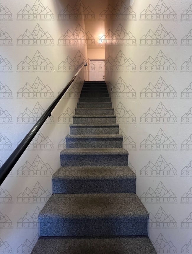 Building Photo - Wilson Street Tri Plex