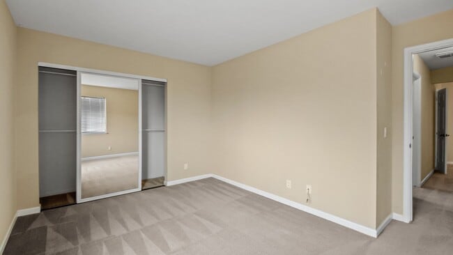 Building Photo - BEAUTIFUL HOME IN THE GLEN COVE AREA  OF VALLEJO WITH VIEWS OF THE BAY