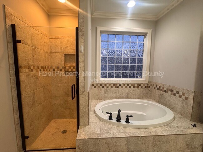 Building Photo - 441 Heritage Village Ln