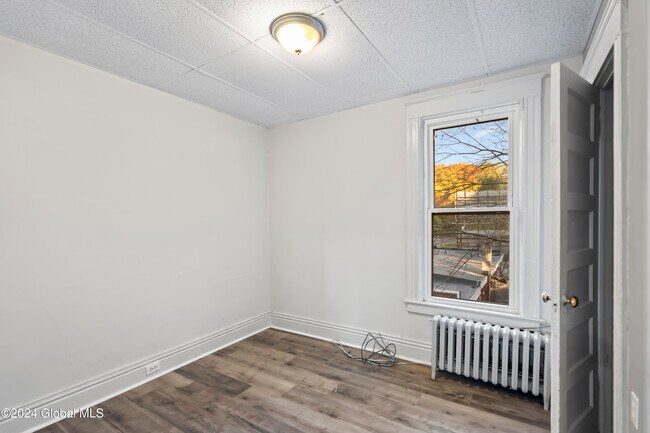 Building Photo - 776 Pawling Ave