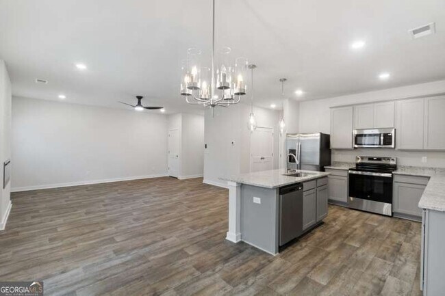 Building Photo - 197 Weldon Rd