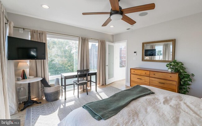 Building Photo - 1500 N Hancock St